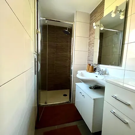 Couleur Des Champs Avec Exterieur - 15 Mn A Pied De La Cite Appartement