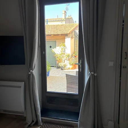 Apartment Couleur Des Champs Avec Exterieur - 15 Mn A Pied De La Cite Carcassonne