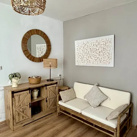 Couleur Des Champs Avec Exterieur - 15 Mn A Pied De La Cite