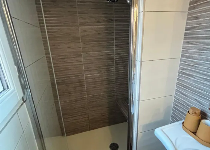 Couleur Des Champs Avec Exterieur - 15 Mn A Pied De La Cite Apartment Carcassonne