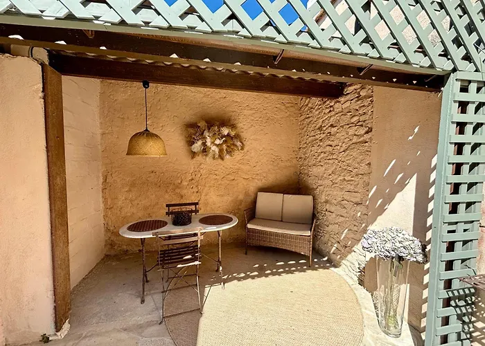 Couleur Des Champs Avec Exterieur - 15 Mn A Pied De La Cite * Carcassonne